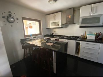 Hermosa casa en arriendo Lomas San Andrés