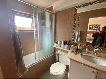 Hermosa casa en arriendo Lomas San Andrés