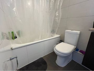 Departamento Frente a Metro Cerro Blanco