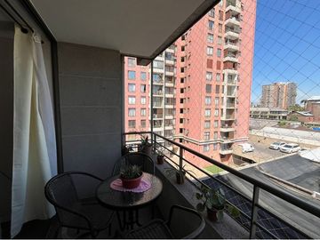 Departamento Frente a Metro Cerro Blanco