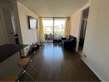 Departamento Frente a Metro Cerro Blanco