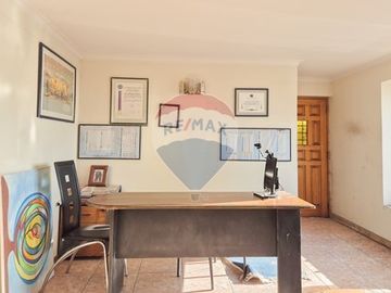 Casa/Comercial o desarrollo TWIN HOUSE. Peñalolén