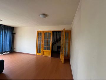 Casa 4 dormitorios Vista Oriente sin deuda