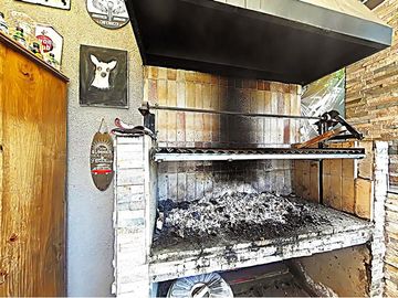 EN ESQUINA; GRAN QUINCHO; EL REMANSO DE CHICUREO