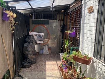 Venta en casa 2d 1b 2e en Maipú