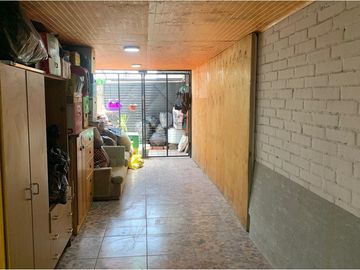 Venta en casa 2d 1b 2e en Maipú