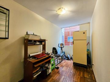 VENDO MULTIFAMILIAR POR LA ALBORADA LIMITE CON PUEBLO LIBRE