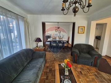 ¡Oportunidad única en el centro de Quilpué!