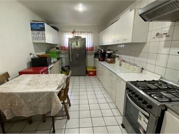 SE VENDE CASA EN VILLA INGLESA 3D + 2B + PISCINA