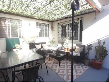 ¡Hogar perfecto en Huechuraba, Santiago!