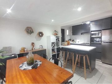 ¡Hogar perfecto en Huechuraba, Santiago!