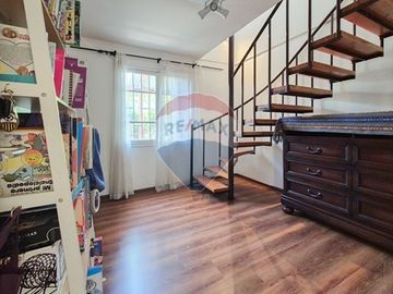 Casa única en La Reina: comodidad y estilo juntos