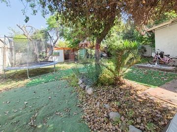 Casa única en La Reina: comodidad y estilo juntos