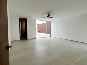 casa en venta en privada  xcanatun al norte de Mérida