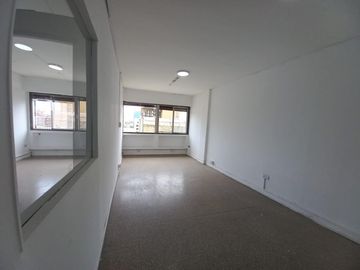 Oficina céntrica en alquiler