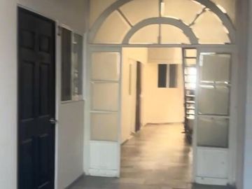 CASA EN VENTA CON 13 LOFTS INDEPENDIENTES MUY CERCA DEL CENTRO DE AGS