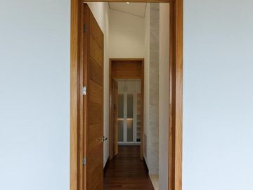 Exclusiva Residencia en Rancho San Juan en Zona Esmeralda