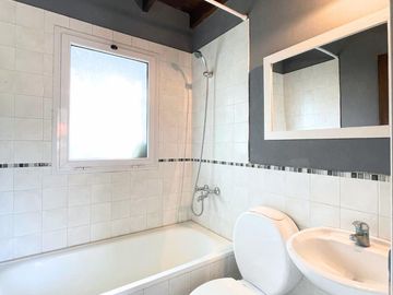 CASA 6 AMBIENTES EN VENTA, COUNTRY CLUB LOS CARDALES