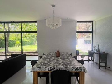 CASA 6 AMBIENTES CON PILETA EN VENTA, BARRIO SEMI CERRADO SAN JORGE, LOS CARDALES