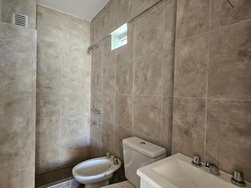 Venta duplex en la sexta - Universidades