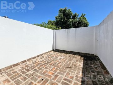 Venta duplex en la sexta - Universidades