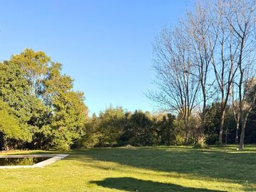 CASA 4 AMBIENTES EN VENTA, BARRIO SANTA BRIGIDA, LOS CARDALES