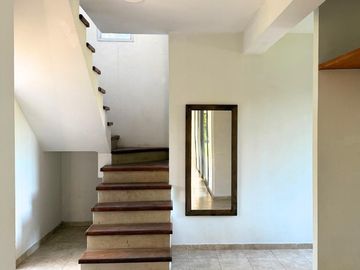 CASA 4 AMBIENTES EN VENTA, BARRIO SANTA BRIGIDA, LOS CARDALES