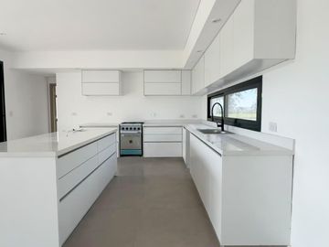 Venta Casa - Barrio Privado Altos de Campo Grande / Pilar