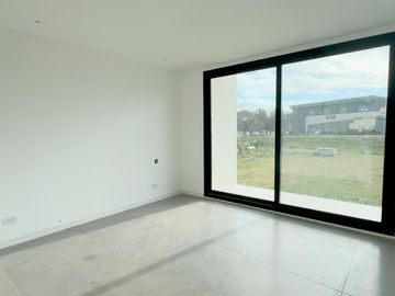 Venta Casa - Barrio Privado Altos de Campo Grande / Pilar