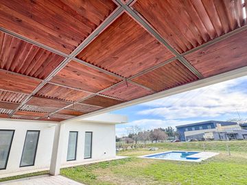 Venta Casa - Barrio Privado Altos de Campo Grande / Pilar