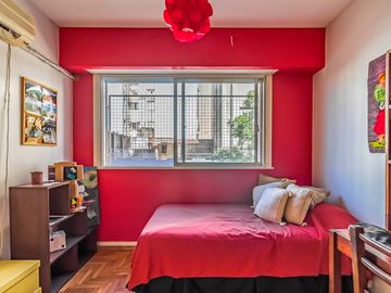 Departamento a la venta de 7 ambientes en Flores Piso entero