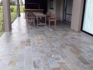 AREA 60-LA VICTORIA POLO COUNTRY CLUB-EXCELENTE CASA ESTRENAR