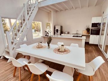 Casa en venta  y Alquiler Temporada  Enero/ Febrero 2026  4 dormitorios Pileta  Costa Esmeralda Senderos 3 con pileta