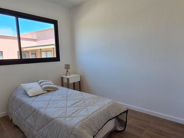 Casa en Los Cardales, Barrio Privado EL CAMPO (alq. temporal completo).