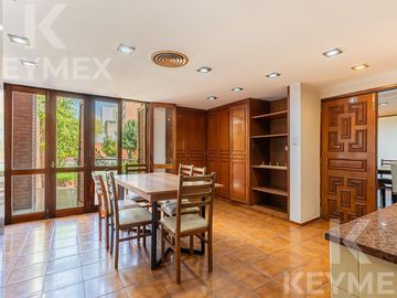 Venta Casa 5 dormitorios en suite en 5 57 y 58 La Plata