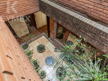 Venta Casa 5 dormitorios en suite en 5 57 y 58 La Plata