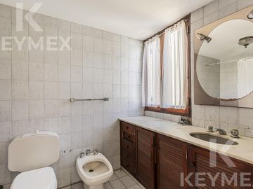 Venta Casa 5 dormitorios en suite en 5 57 y 58 La Plata