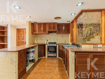 Venta Casa 5 dormitorios en suite en 5 57 y 58 La Plata