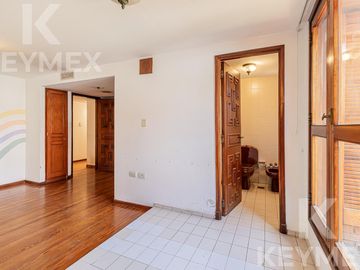 Venta Casa 5 dormitorios en suite en 5 57 y 58 La Plata
