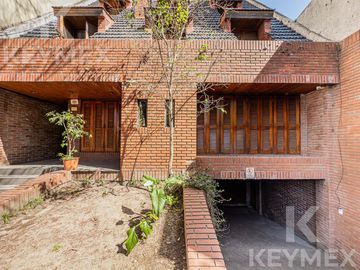 Venta Casa 5 dormitorios en suite en 5 57 y 58 La Plata