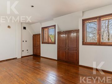 Venta Casa 5 dormitorios en suite en 5 57 y 58 La Plata