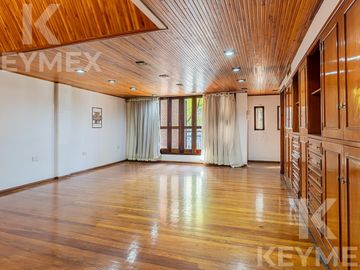 Venta Casa 5 dormitorios en suite en 5 57 y 58 La Plata