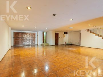Venta Casa 5 dormitorios en suite en 5 57 y 58 La Plata