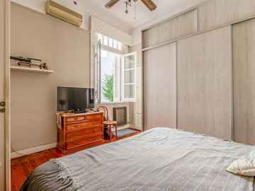 EXCELENTE CASA DE ESTILO - VENTA - 6 AMB - SUITE - PATIO - PARRILLA - BELGRANO R