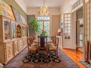 EXCELENTE CASA DE ESTILO - VENTA - 6 AMB - SUITE - PATIO - PARRILLA - BELGRANO R