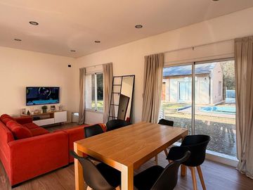 CASA 5 AMBIENTES EN VENTA, BARRIO PARQUE NATURA, LOS CARDALES