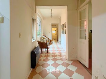 Chalet en Venta - 6 ambientes - La Perla