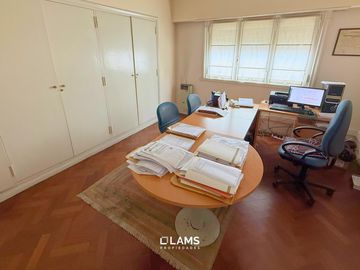 Chalet en Venta - 6 ambientes - La Perla