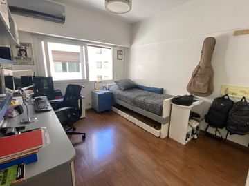 Venta Departamento de 4 Ambientes con dependencia y dos cocheras en Palermo, Las Cañitas