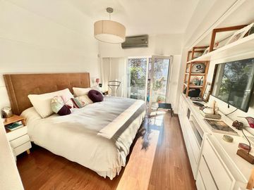 Venta Departamento de 4 Ambientes con dependencia y dos cocheras en Palermo, Las Cañitas